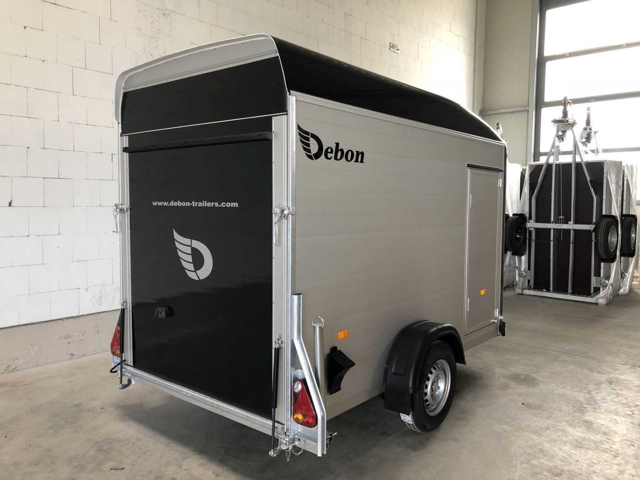 CHEVAL LIBERTE DEBON C300 Roadster Kofferanhänger - Remolque para moto: foto 4 CHEVAL LIBERTE DEBON C300 Roadster Kofferanhänger - Remolque para moto: foto 4