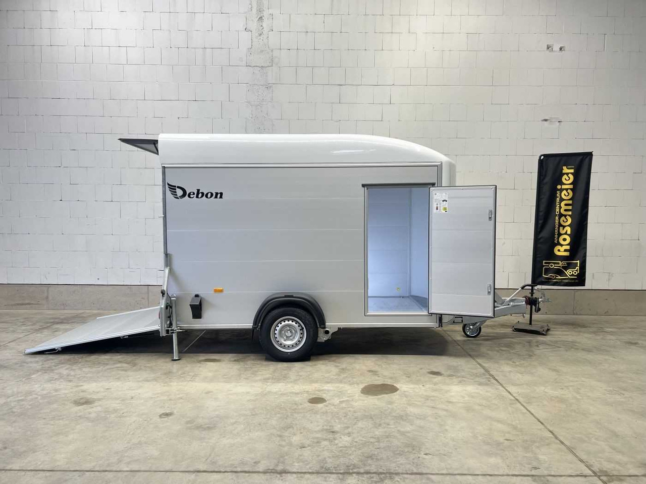 CHEVAL LIBERTE DEBON C400 Roadster Kofferanhänger - Remolque para moto: foto 1 CHEVAL LIBERTE DEBON C400 Roadster Kofferanhänger - Remolque para moto: foto 1