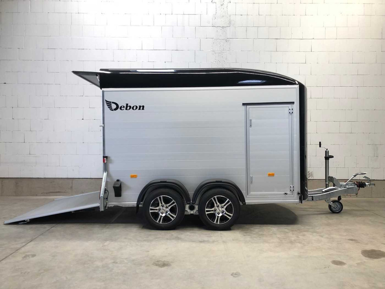 CHEVAL LIBERTE DEBON C500 Roadster Alu-Felgen Kofferanhänger - Remolque para moto: foto 2 CHEVAL LIBERTE DEBON C500 Roadster Alu-Felgen Kofferanhänger - Remolque para moto: foto 2