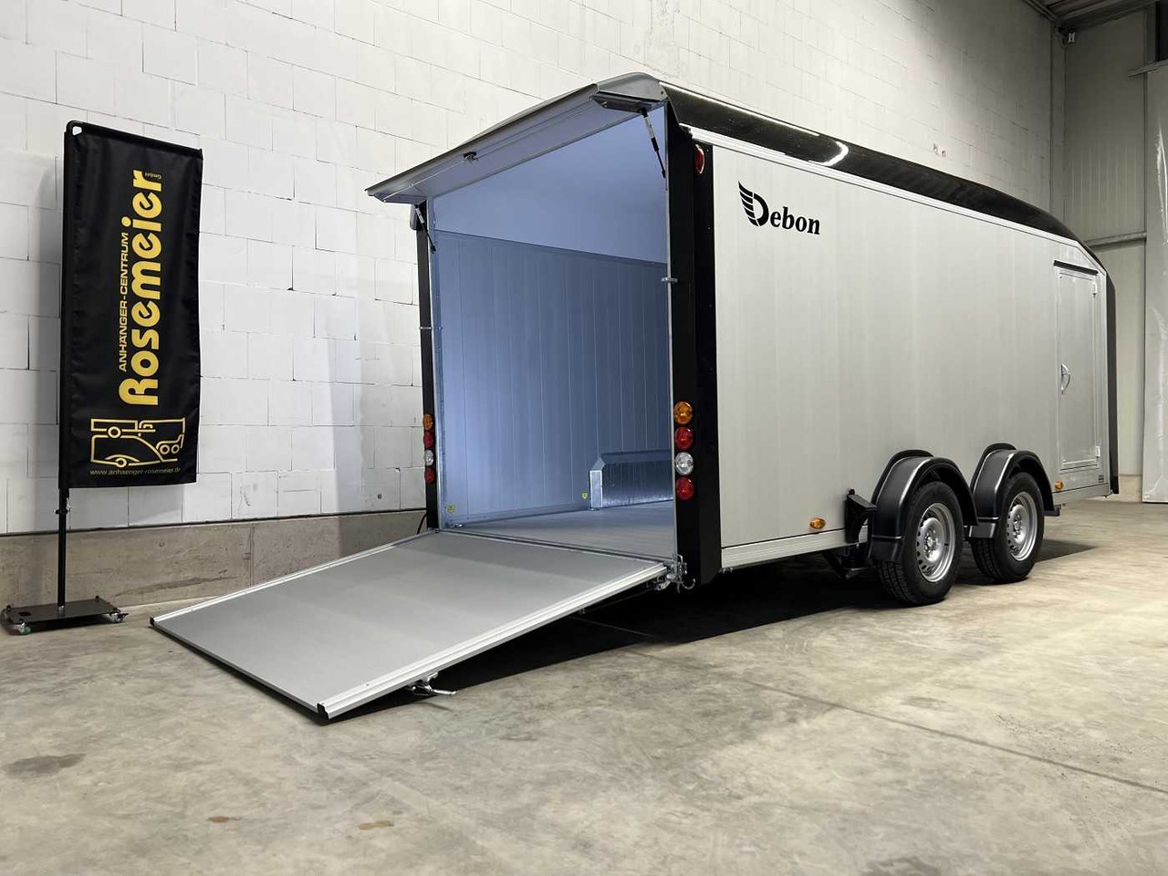 CHEVAL LIBERTE DEBON C900 Roadster Kofferanhänger - Remolque caja cerrada: foto 4 CHEVAL LIBERTE DEBON C900 Roadster Kofferanhänger - Remolque caja cerrada: foto 4