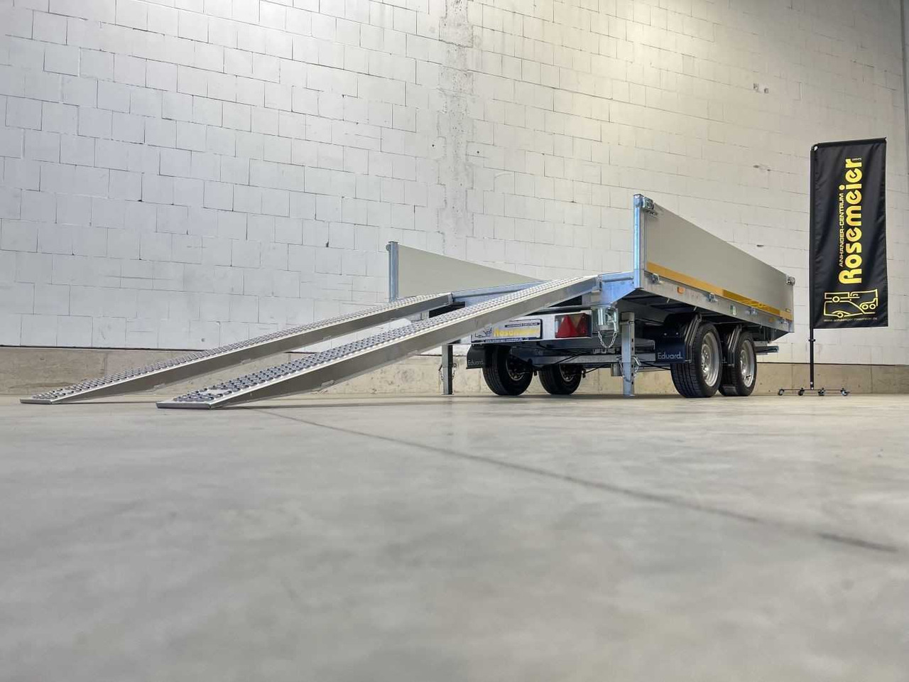 Leasing de EDUARD 3318-4-3O4-3563-P Dreiseitenkipper EDUARD 3318-4-3O4-3563-P Dreiseitenkipper: foto 7 Leasing de EDUARD 3318-4-3O4-3563-P Dreiseitenkipper EDUARD 3318-4-3O4-3563-P Dreiseitenkipper: foto 7