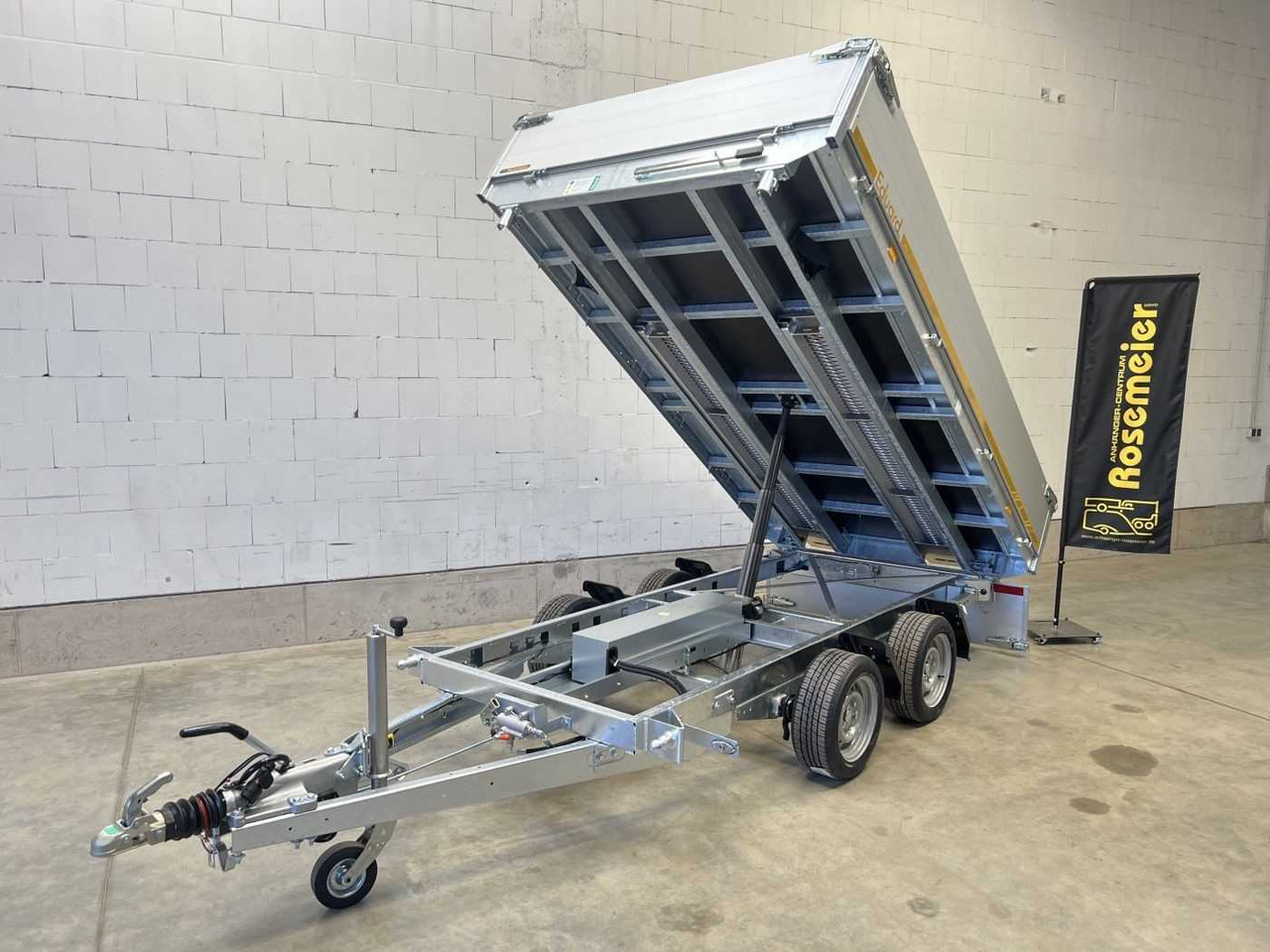 Leasing de EDUARD 3318-4-3O4-3563-P Dreiseitenkipper EDUARD 3318-4-3O4-3563-P Dreiseitenkipper: foto 15 Leasing de EDUARD 3318-4-3O4-3563-P Dreiseitenkipper EDUARD 3318-4-3O4-3563-P Dreiseitenkipper: foto 15