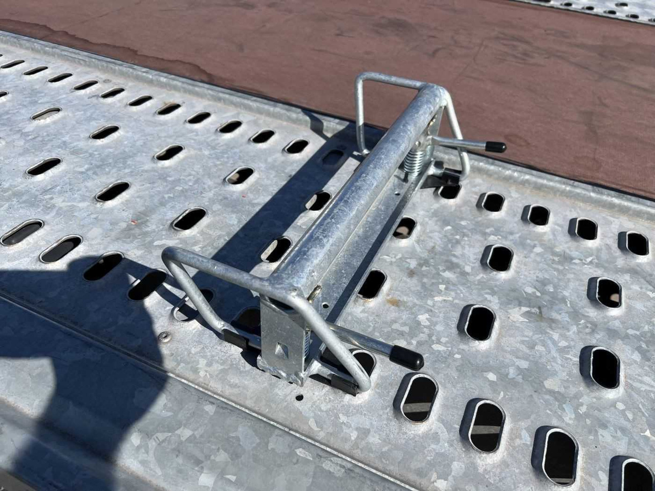 Remolque HUMBAUR MTK 304722 Maschinentransporter: foto 19 Remolque HUMBAUR MTK 304722 Maschinentransporter: foto 19