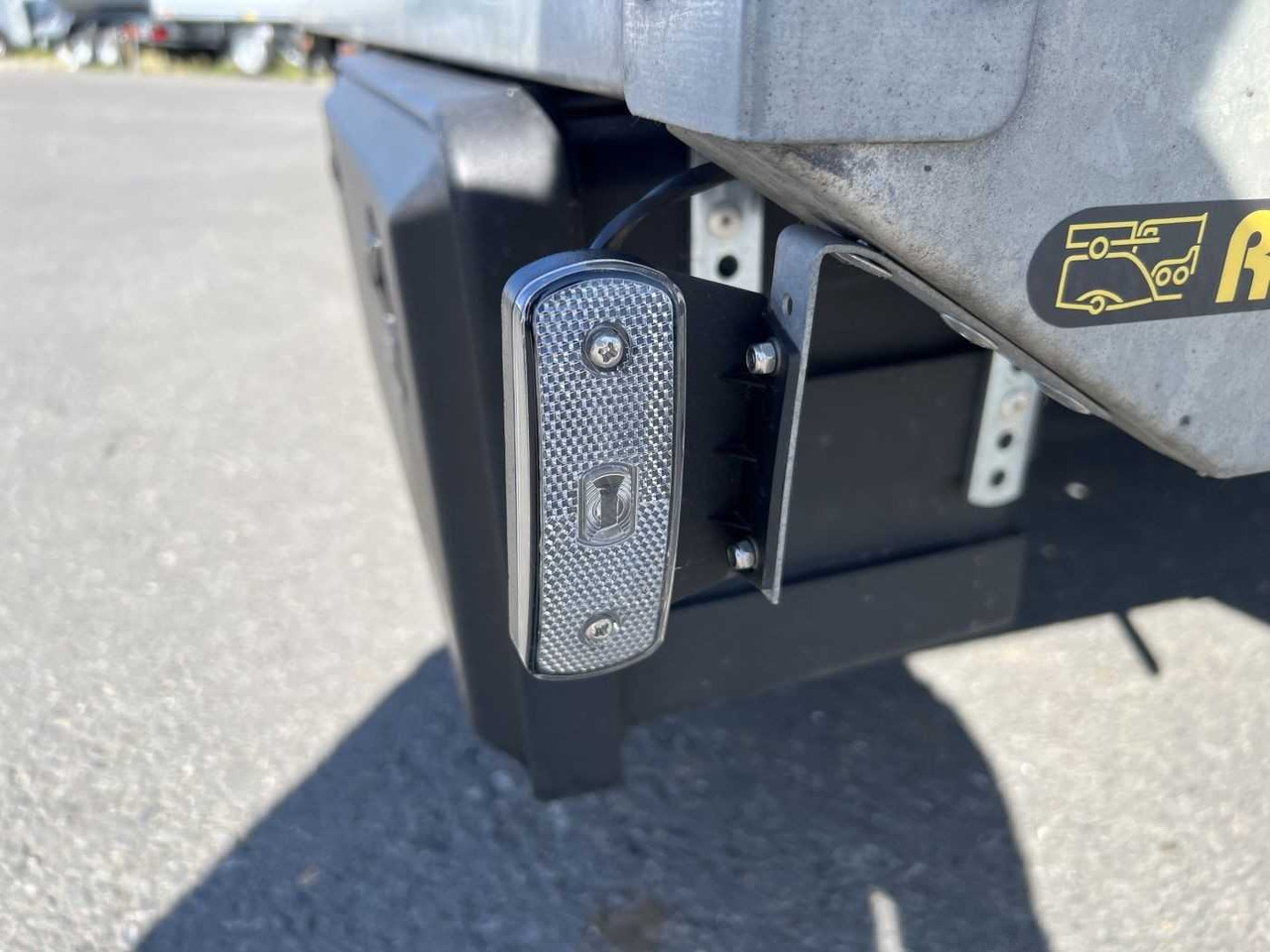 Remolque HUMBAUR MTK 304722 Maschinentransporter: foto 27 Remolque HUMBAUR MTK 304722 Maschinentransporter: foto 27