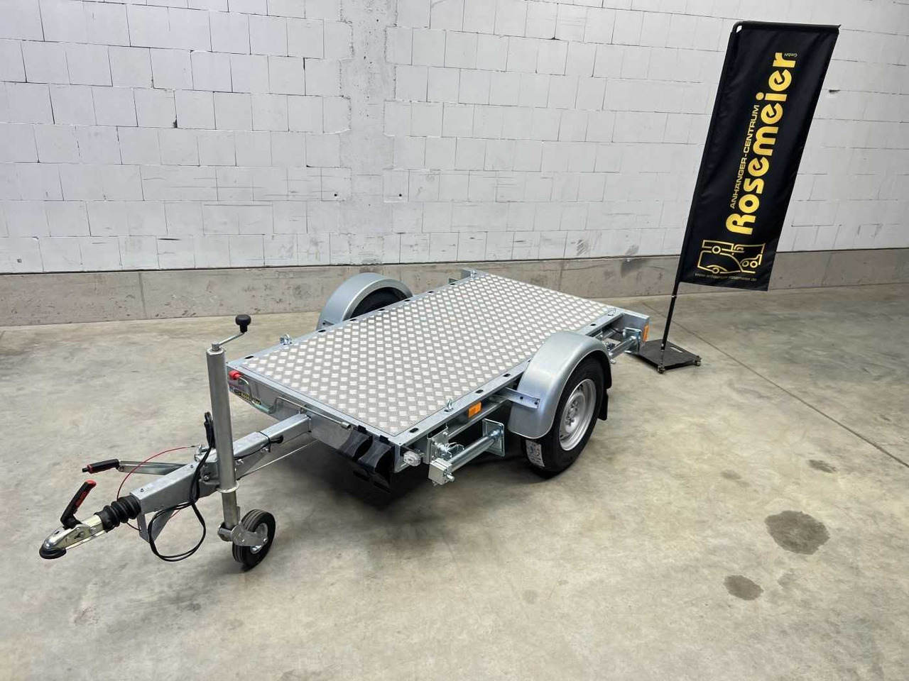 Leasing de VEZEKO Generator 1-Achser Maschinentransporter VEZEKO Generator 1-Achser Maschinentransporter: foto 23 Leasing de VEZEKO Generator 1-Achser Maschinentransporter VEZEKO Generator 1-Achser Maschinentransporter: foto 23