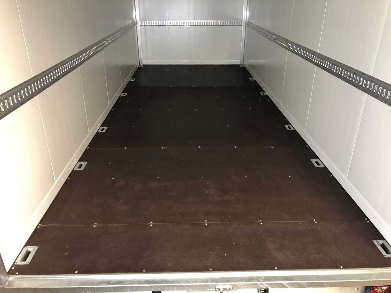 Leasing de VEZEKO HK F 35.6 Kofferanhänger VEZEKO HK F 35.6 Kofferanhänger: foto 8