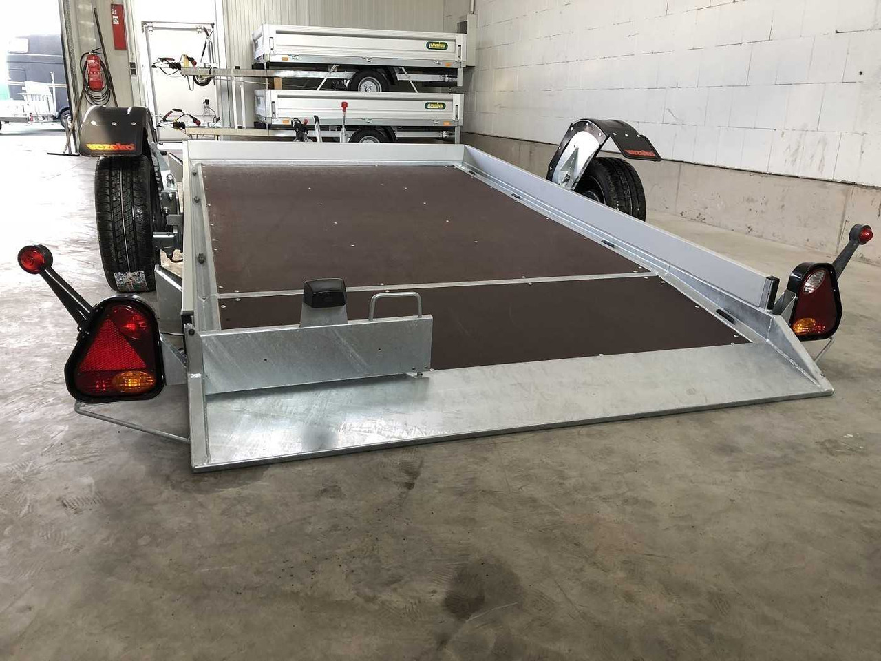 VEZEKO Husky FB 13.28 Absenker - Remolque para moto: foto 5 VEZEKO Husky FB 13.28 Absenker - Remolque para moto: foto 5