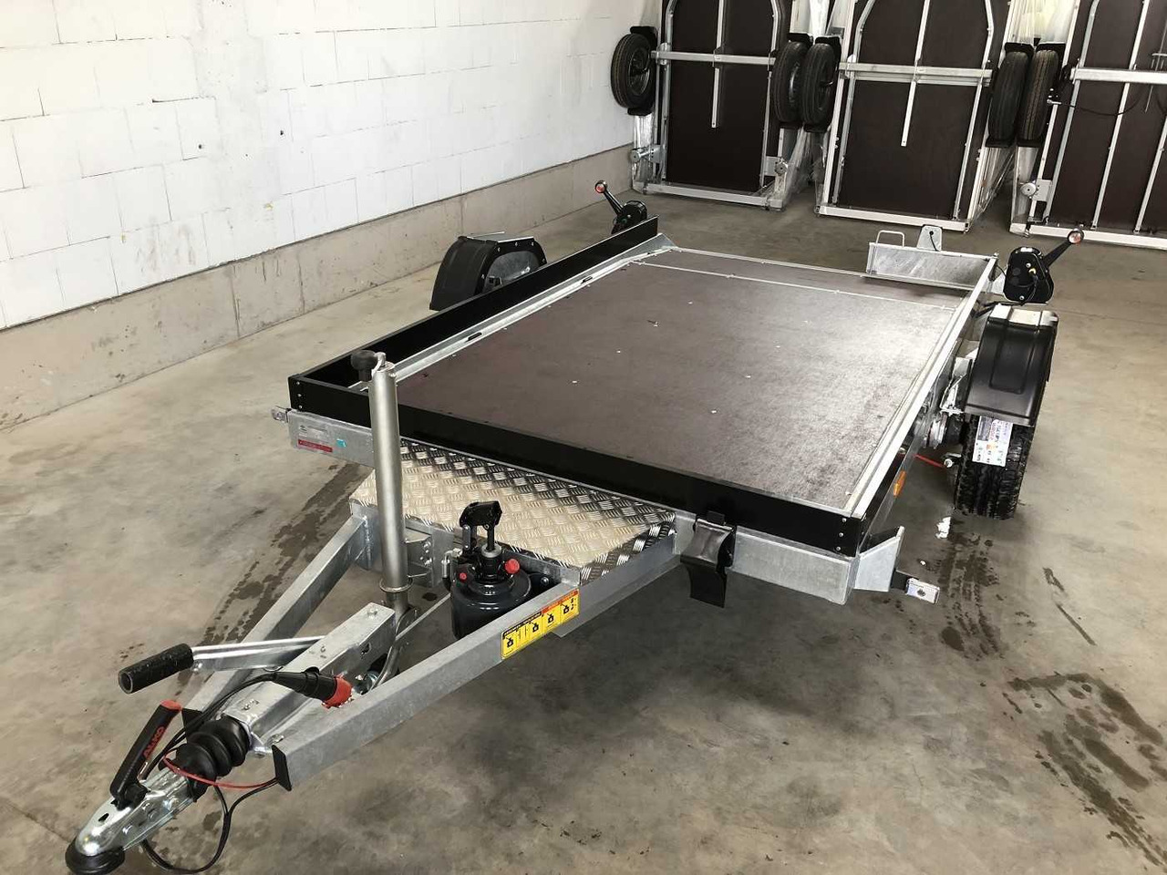 VEZEKO Husky FB 18.28 Absenker - Remolque para moto: foto 5 VEZEKO Husky FB 18.28 Absenker - Remolque para moto: foto 5