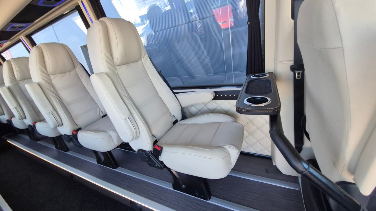 Minibús, Furgoneta de pasajeros MERCEDES-BENZ Sprinter 519 4x4 high and low drive: foto 13 Minibús, Furgoneta de pasajeros MERCEDES-BENZ Sprinter 519 4x4 high and low drive: foto 13