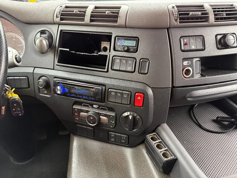 Cabeza tractora DAF CF 410 4X2 SPACECAB EURO6 DISTRIBUTIETREKKER MILIEUZONE DAF ONDERHOUD HOLLAND TRUCK!!!: foto 10