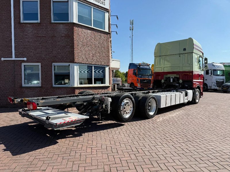 DAF XF 480 XF480 6X2 SSC CHASSIS EURO6 HOLLAND TRUCK TUV 4-2026 Smart Tacho - Camión chasis: foto 4 DAF XF 480 XF480 6X2 SSC CHASSIS EURO6 HOLLAND TRUCK TUV 4-2026 Smart Tacho - Camión chasis: foto 4