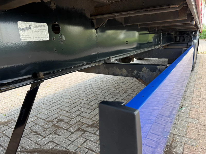 Krone 2-Assige Tridex gestuurde kasten oplegger met 2-tons klep - Semirremolque caja cerrada: foto 4 Krone 2-Assige Tridex gestuurde kasten oplegger met 2-tons klep - Semirremolque caja cerrada: foto 4