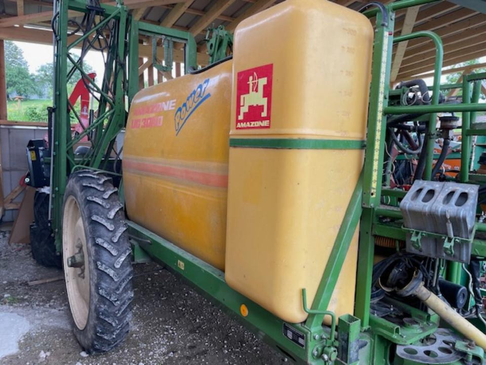 Amazone UG 3000 - Pulverizador arrastrado: foto 2 Amazone UG 3000 - Pulverizador arrastrado: foto 2