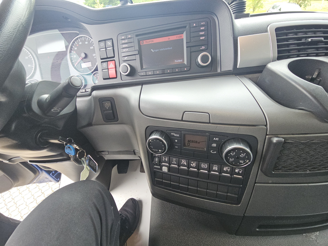 Camión caja cerrada MAN TGM 18.290: foto 13 Camión caja cerrada MAN TGM 18.290: foto 13