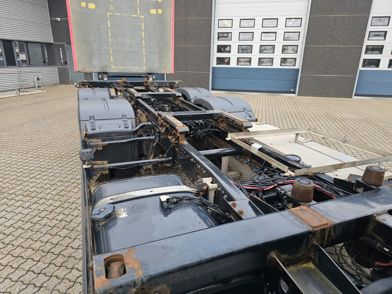 Camión portacontenedore/ Intercambiable MAN TGS 26.500 6X2-4: foto 11