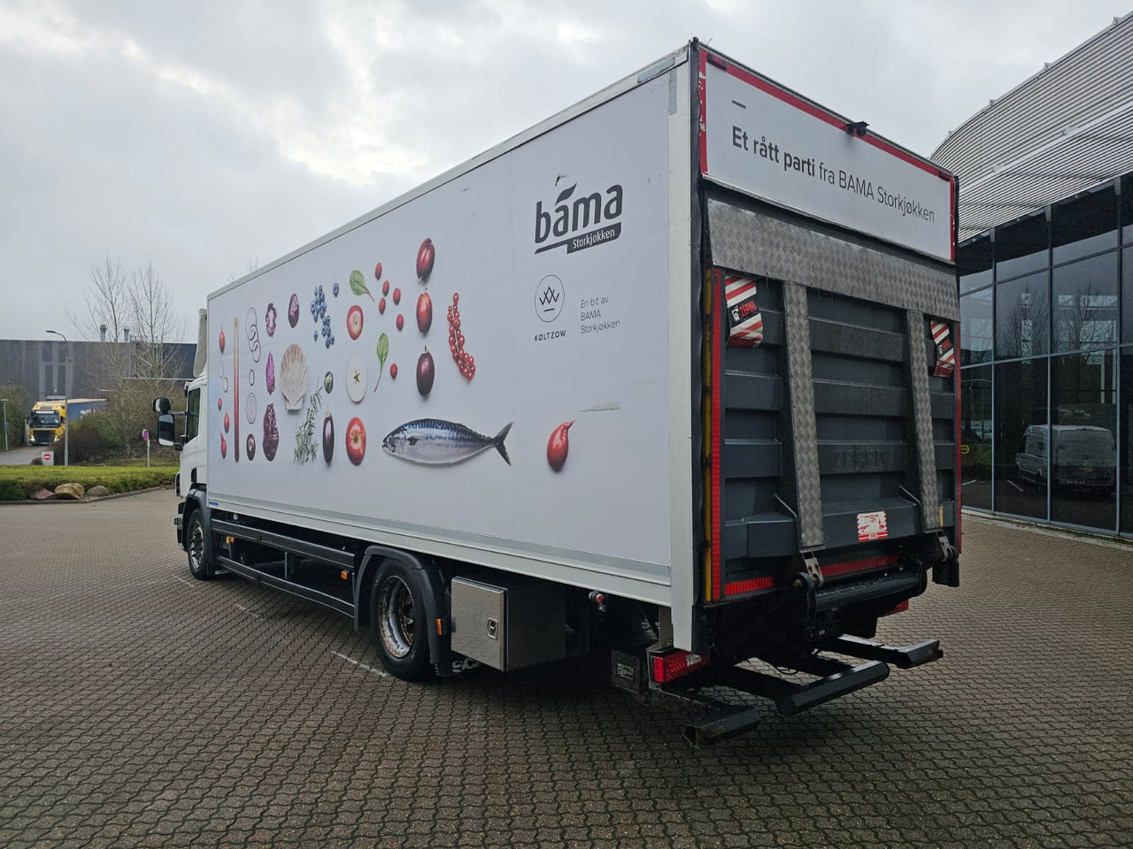 Scania P280 - Camión frigorífico: foto 4 Scania P280 - Camión frigorífico: foto 4