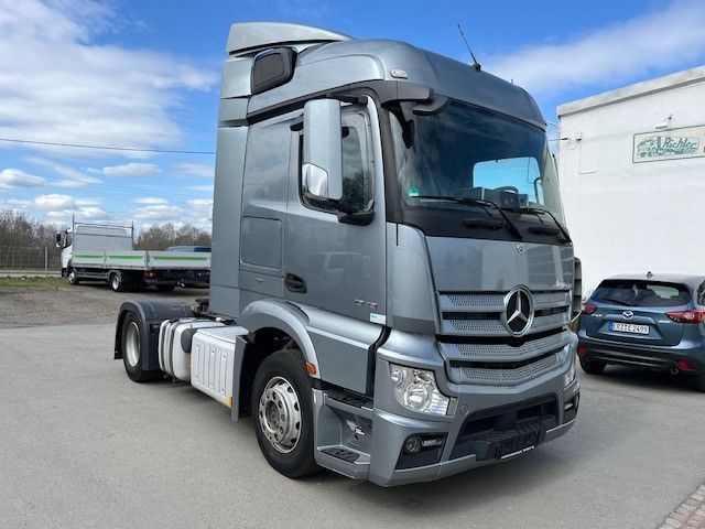 Mercedes-Benz Actros 4 MB 1943 SZM Gefahrgutvorbereitung - Cabeza tractora: foto 1 Mercedes-Benz Actros 4 MB 1943 SZM Gefahrgutvorbereitung - Cabeza tractora: foto 1