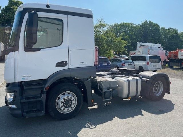 Mercedes-Benz Actros MB 1843 Kipphyd. vorbereitung und ADR - Cabeza tractora: foto 4 Mercedes-Benz Actros MB 1843 Kipphyd. vorbereitung und ADR - Cabeza tractora: foto 4