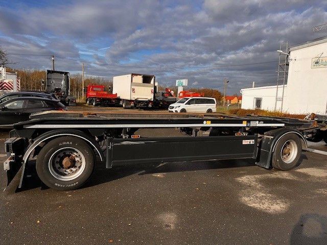 Hüffermann Abrollanhänger HAR 18.6767 - Remolque multilift/ Portacontenedores de cadenas: foto 4 Hüffermann Abrollanhänger HAR 18.6767 - Remolque multilift/ Portacontenedores de cadenas: foto 4