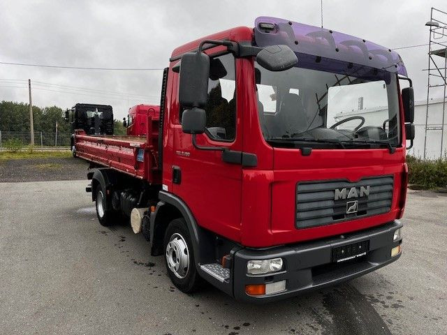 MAN TGL 8.180 Mit Meiller Dreiseitenkipper - Camión volquete: foto 2 MAN TGL 8.180 Mit Meiller Dreiseitenkipper - Camión volquete: foto 2