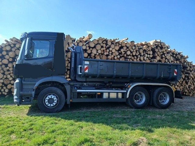 Mercedes-Benz Arocs 5 2648 Meiller Hakenlift 21-60 neuwertig - Camión multibasculante: foto 4 Mercedes-Benz Arocs 5 2648 Meiller Hakenlift 21-60 neuwertig - Camión multibasculante: foto 4