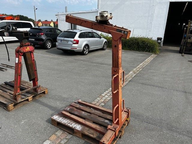 Verschiedene Ladekran Anbauteile - Camión grúa: foto 1 Verschiedene Ladekran Anbauteile - Camión grúa: foto 1