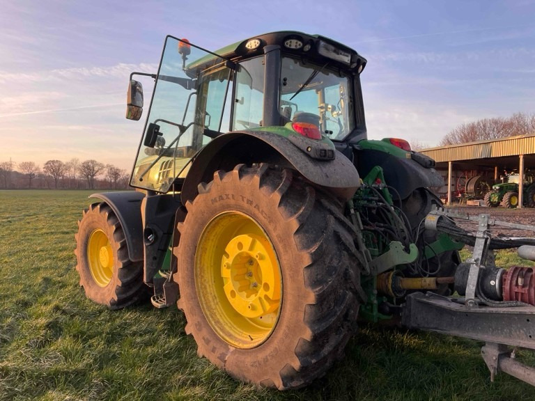 John Deere 6175M - Tractor: foto 5 John Deere 6175M - Tractor: foto 5