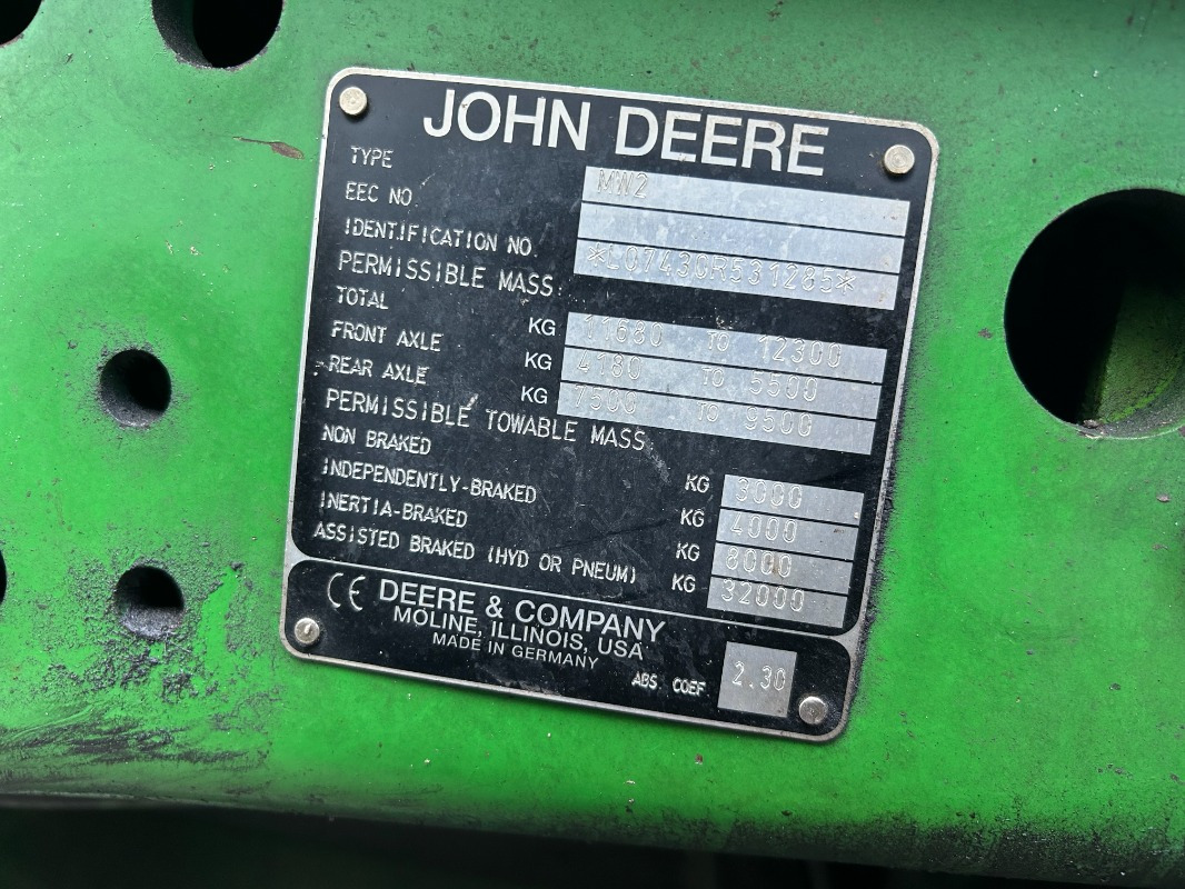 John Deere 7430 PREMIUM - Tractor: foto 2 John Deere 7430 PREMIUM - Tractor: foto 2