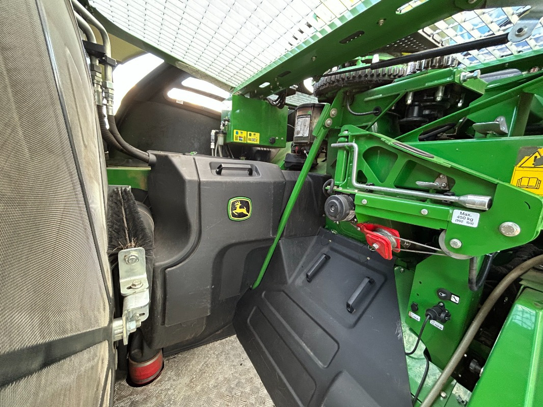 John Deere 8400 mit Kemper 475 Plus - Cosechadora: foto 2 John Deere 8400 mit Kemper 475 Plus - Cosechadora: foto 2