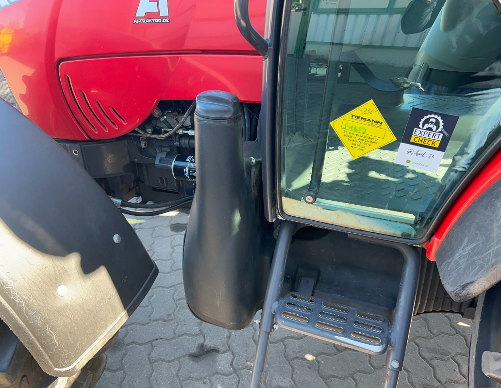 McCormick T 90 - Tractor: foto 4 McCormick T 90 - Tractor: foto 4
