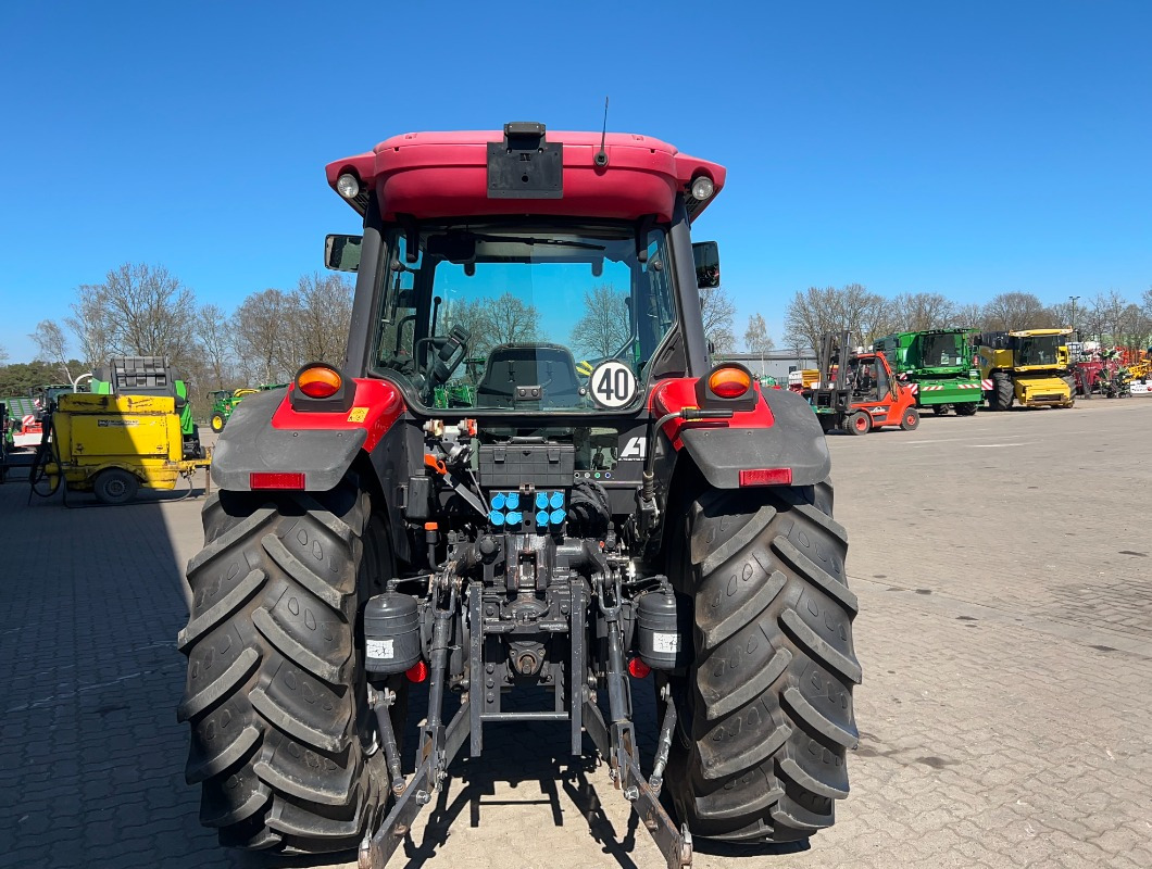 McCormick T 90 - Tractor: foto 3 McCormick T 90 - Tractor: foto 3