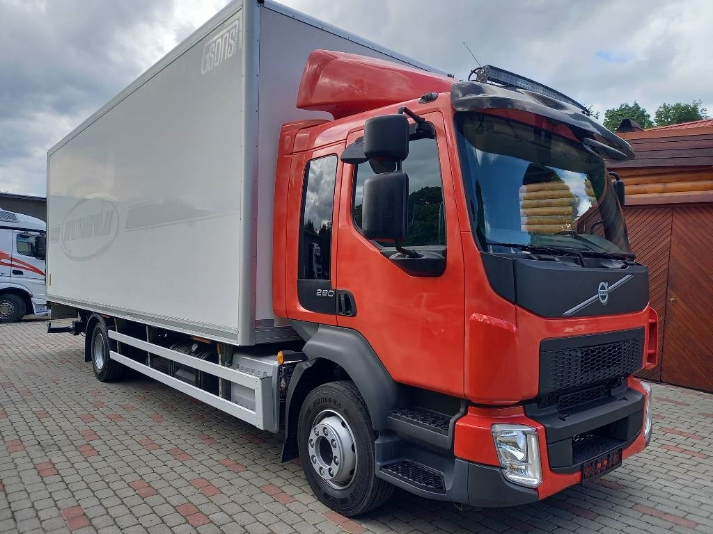 Volvo FL 280, 4x2, EURO 6 - Camión caja cerrada: foto 4 Volvo FL 280, 4x2, EURO 6 - Camión caja cerrada: foto 4