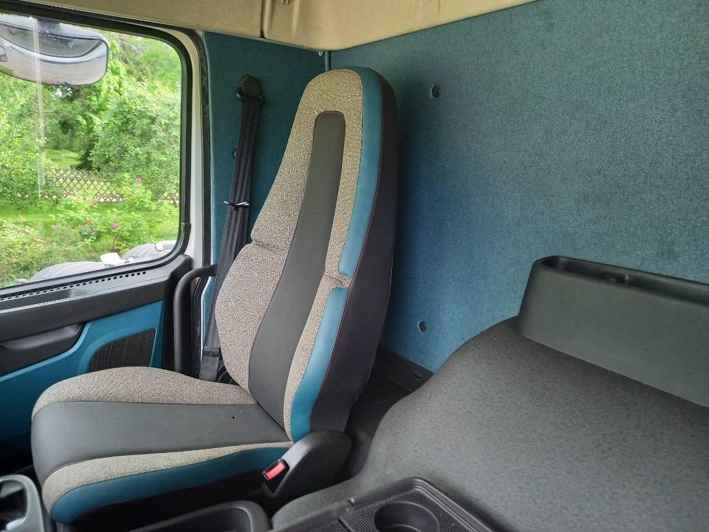 Camión frigorífico Volvo FM 330, 6x2, CARRIER SUPRA 950 U: foto 45