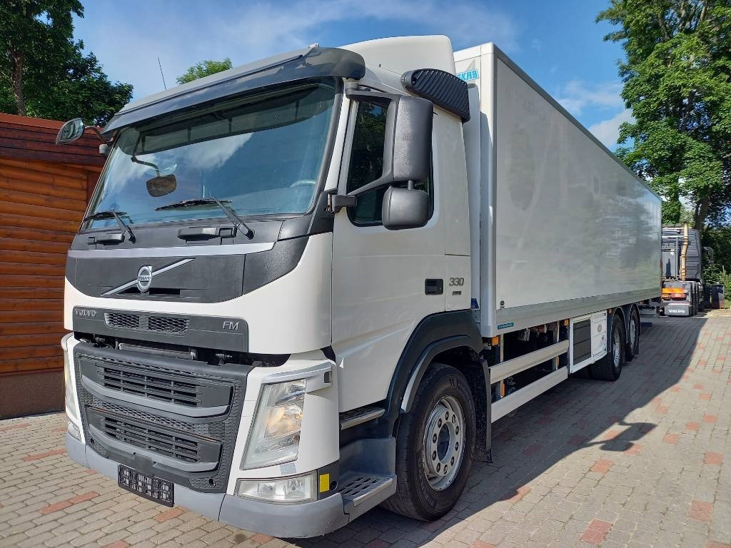 Camión frigorífico Volvo FM 330, 6x2, CARRIER SUPRA 950 U: foto 7
