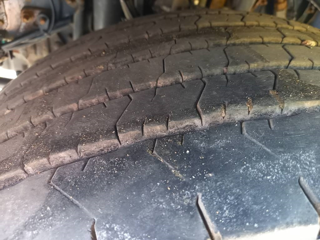 Camión frigorífico Volvo FM 330, 6x2, CARRIER SUPRA 950 U: foto 41