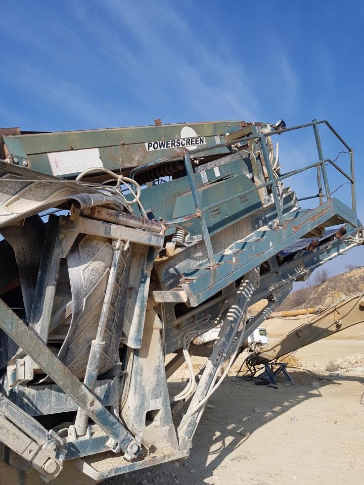 Powerscreen Chieftain 1400 - Cribadora: foto 1 Powerscreen Chieftain 1400 - Cribadora: foto 1