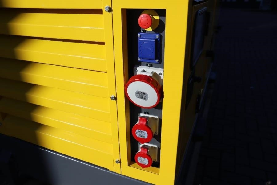 Atlas Copco QAS 40 ST3 Valid inspection, *Guarantee! Diesel, 4 - Generador industriale: foto 5 Atlas Copco QAS 40 ST3 Valid inspection, *Guarantee! Diesel, 4 - Generador industriale: foto 5