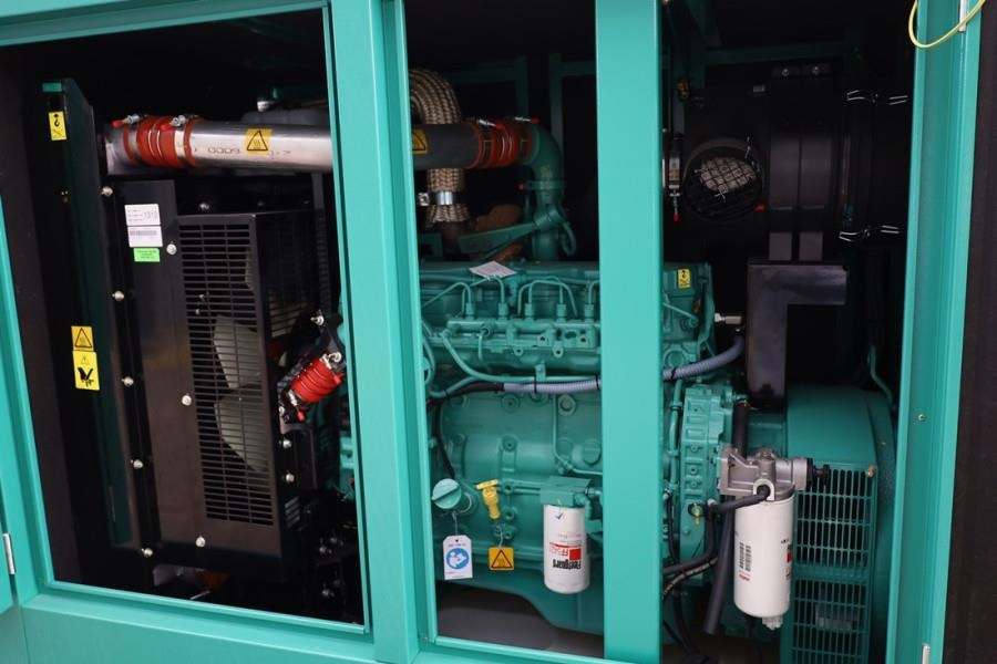 Cummins C220D5EQ Declaration of Conformity, Diesel, 220kVA - Generador industriale: foto 4 Cummins C220D5EQ Declaration of Conformity, Diesel, 220kVA - Generador industriale: foto 4