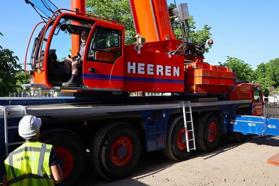 Leasing de Demag AC220-5 Dutch Registration, 10x6x10, 220t Capacity Demag AC220-5 Dutch Registration, 10x6x10, 220t Capacity: foto 15 Leasing de Demag AC220-5 Dutch Registration, 10x6x10, 220t Capacity Demag AC220-5 Dutch Registration, 10x6x10, 220t Capacity: foto 15