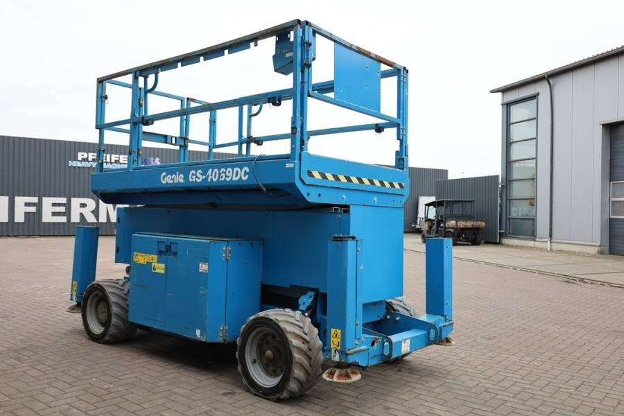 Leasing de Genie GS4069 Electric, 14m Working Height, 363kg Capacit Genie GS4069 Electric, 14m Working Height, 363kg Capacit: foto 7 Leasing de Genie GS4069 Electric, 14m Working Height, 363kg Capacit Genie GS4069 Electric, 14m Working Height, 363kg Capacit: foto 7
