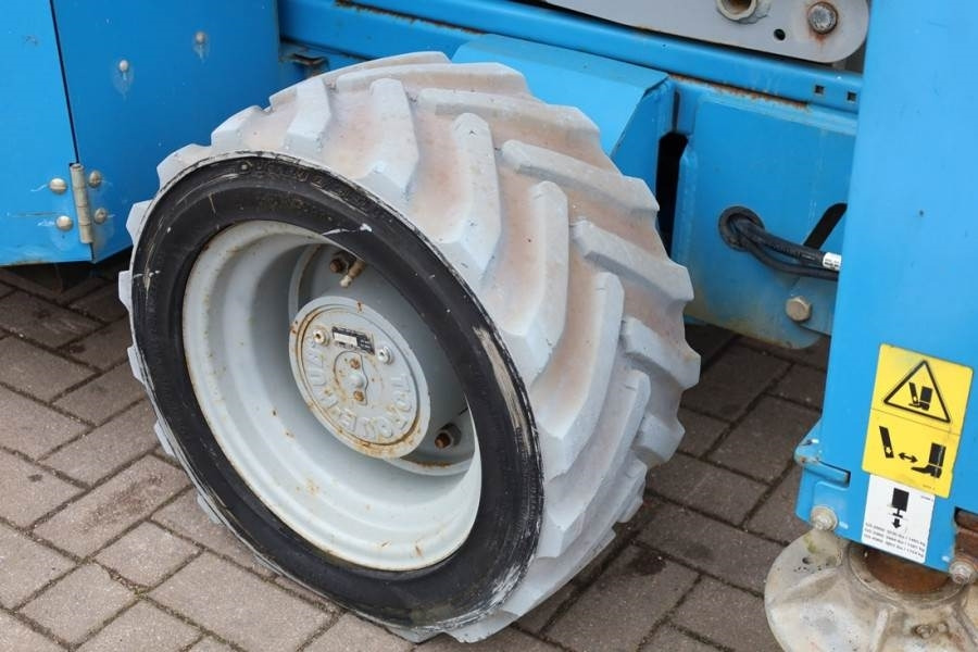 Leasing de Genie GS4069 Electric, 14m Working Height, 363kg Capacit Genie GS4069 Electric, 14m Working Height, 363kg Capacit: foto 11 Leasing de Genie GS4069 Electric, 14m Working Height, 363kg Capacit Genie GS4069 Electric, 14m Working Height, 363kg Capacit: foto 11