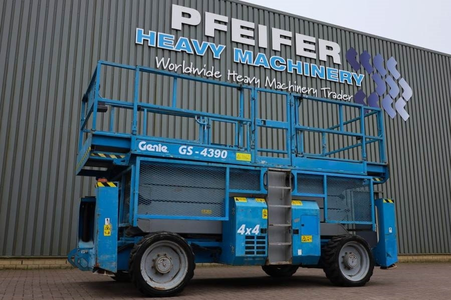 Genie GS4390 Diesel, 4x4 Drive, 15m Working Height, 680k - Plataforma de tijeras: foto 1 Genie GS4390 Diesel, 4x4 Drive, 15m Working Height, 680k - Plataforma de tijeras: foto 1