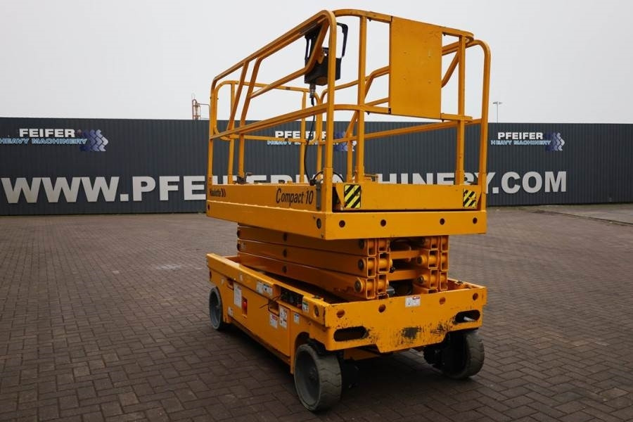 Haulotte Compact 10 Electric, 10.2m Working Height, 450kg C - Plataforma de tijeras: foto 2 Haulotte Compact 10 Electric, 10.2m Working Height, 450kg C - Plataforma de tijeras: foto 2