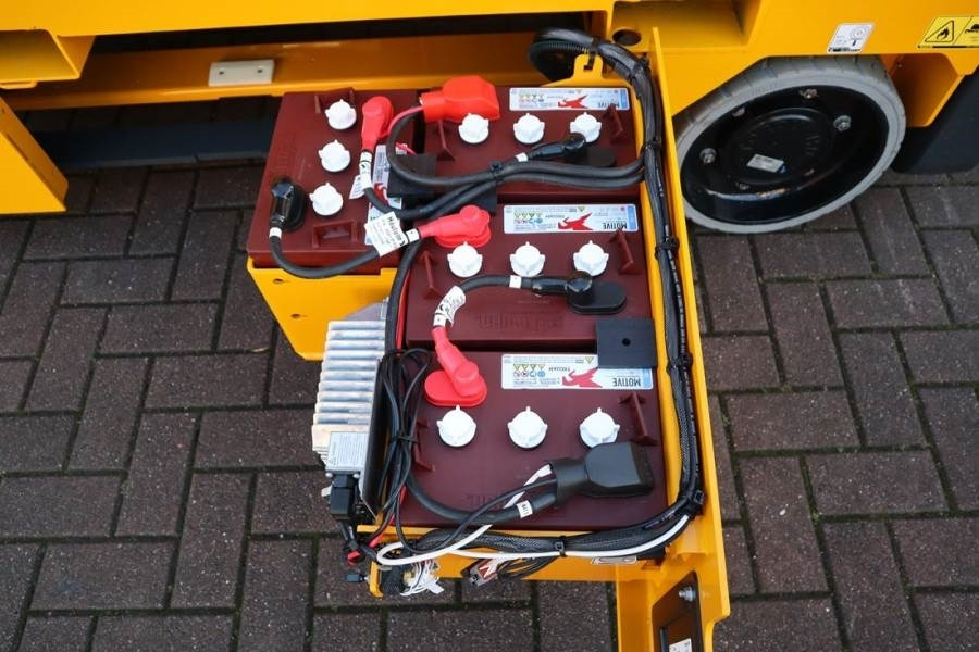 Haulotte Compact 8N Valid inspection, *Guarantee! 8m Workin - Plataforma de tijeras: foto 4 Haulotte Compact 8N Valid inspection, *Guarantee! 8m Workin - Plataforma de tijeras: foto 4
