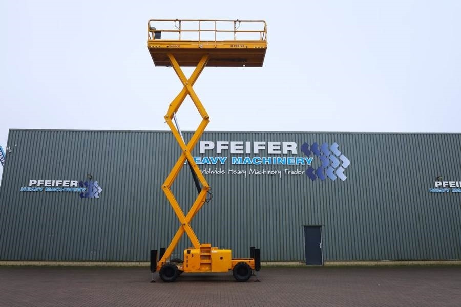Haulotte H12SXL Diesel, 4x4 Drive, 12m Working Height, 700k - Plataforma de tijeras: foto 3 Haulotte H12SXL Diesel, 4x4 Drive, 12m Working Height, 700k - Plataforma de tijeras: foto 3