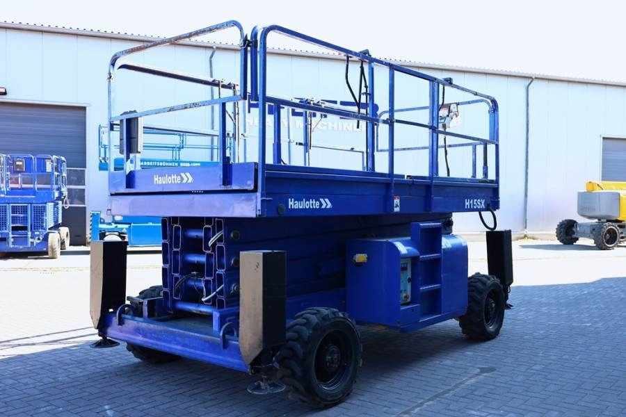 Haulotte H15SX Diesel, 4x4 Drive 15 Working Height, 500kg C - Plataforma de tijeras: foto 2 Haulotte H15SX Diesel, 4x4 Drive 15 Working Height, 500kg C - Plataforma de tijeras: foto 2