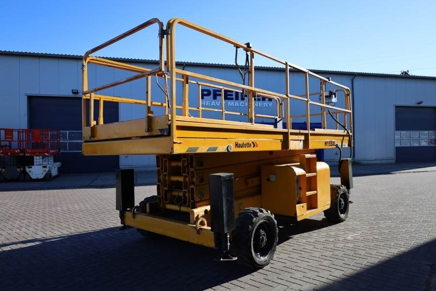 Haulotte H15SXL Diesel, 4x4 Drive, 15m Working Height, 500k - Plataforma de tijeras: foto 2 Haulotte H15SXL Diesel, 4x4 Drive, 15m Working Height, 500k - Plataforma de tijeras: foto 2
