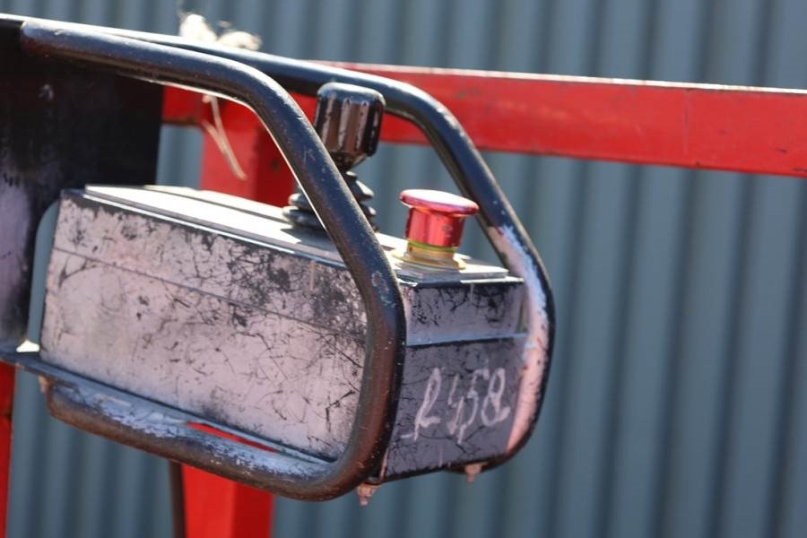 Holland Lift Ecostar HL-11812 Electric, 14m Working Height, 300 - Plataforma de tijeras: foto 4 Holland Lift Ecostar HL-11812 Electric, 14m Working Height, 300 - Plataforma de tijeras: foto 4