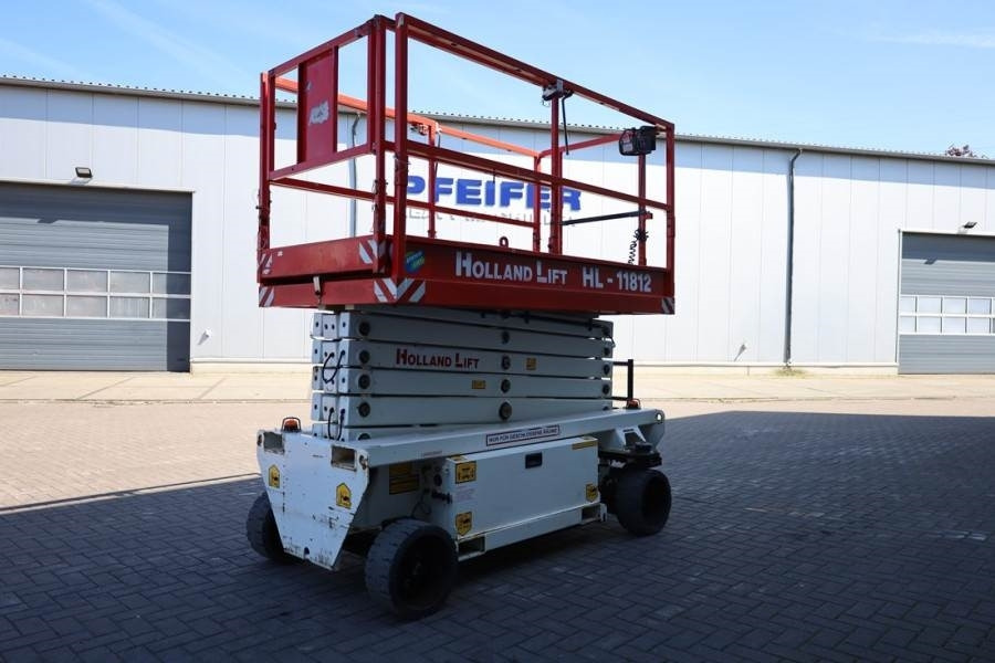 Holland Lift Ecostar HL-11812 Electric, 14m Working Height, 300 - Plataforma de tijeras: foto 2 Holland Lift Ecostar HL-11812 Electric, 14m Working Height, 300 - Plataforma de tijeras: foto 2