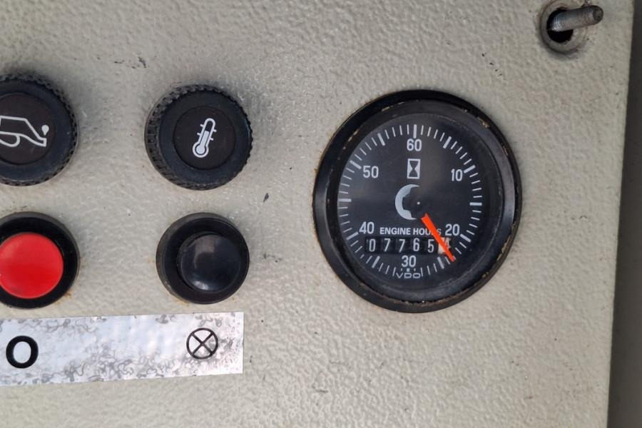 Holland Lift Megastar G-300DL30/S Diesel, 4x4x4 Drive, 33.5m Wo - Plataforma de tijeras: foto 5 Holland Lift Megastar G-300DL30/S Diesel, 4x4x4 Drive, 33.5m Wo - Plataforma de tijeras: foto 5